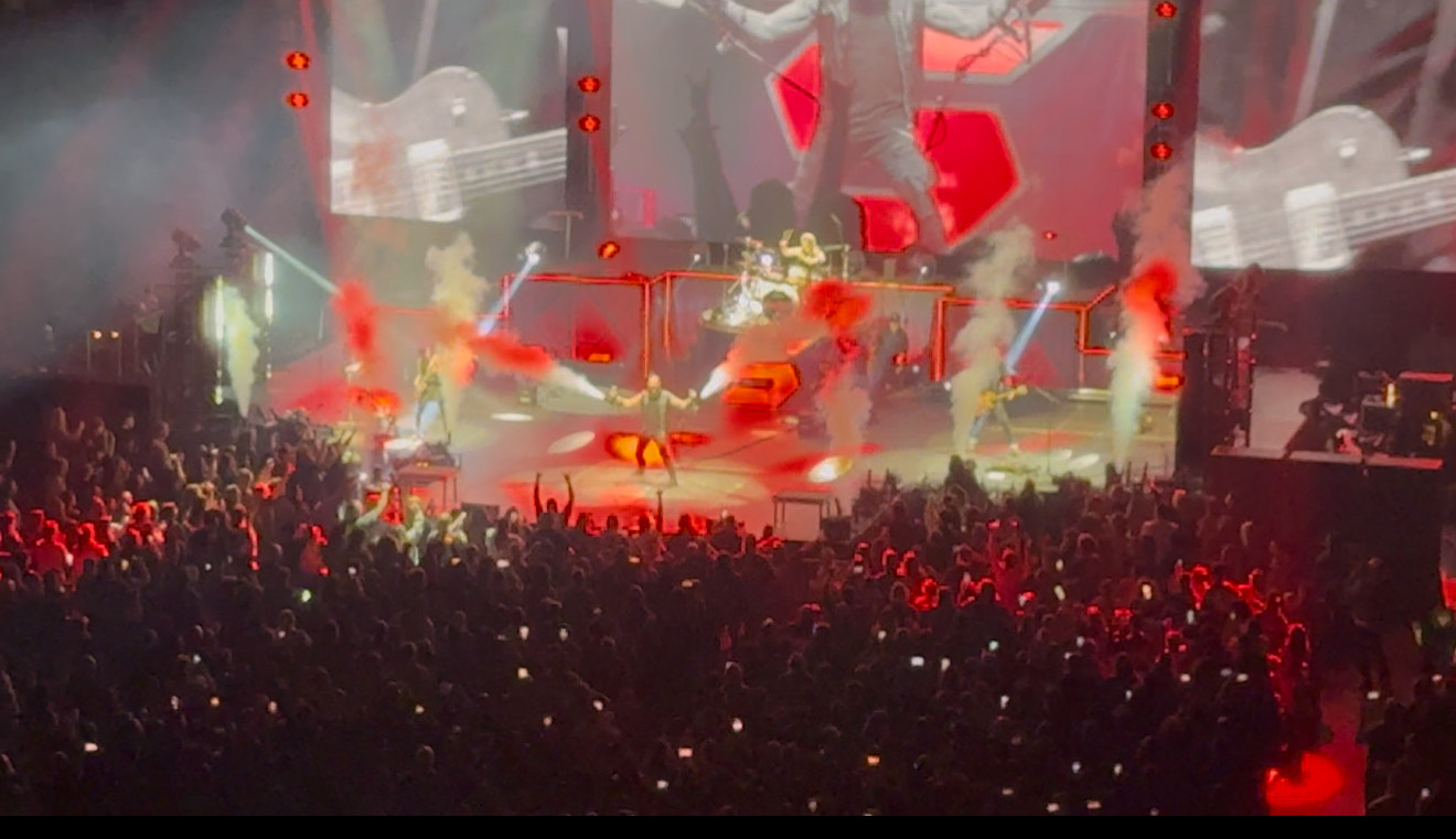 Picture of Skillet Performing